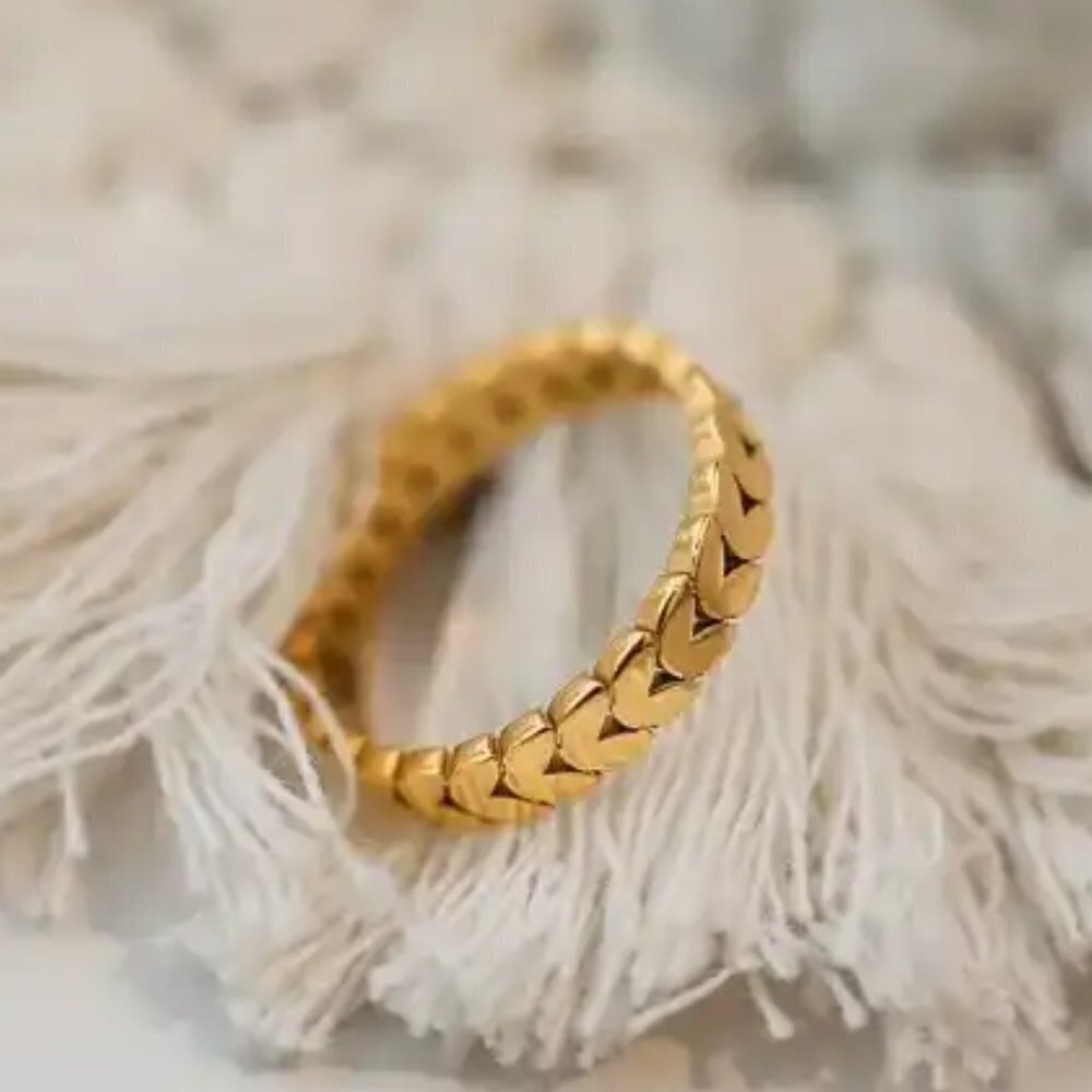 Gold Wheat Ear Design Ring - Picture 1 of 5